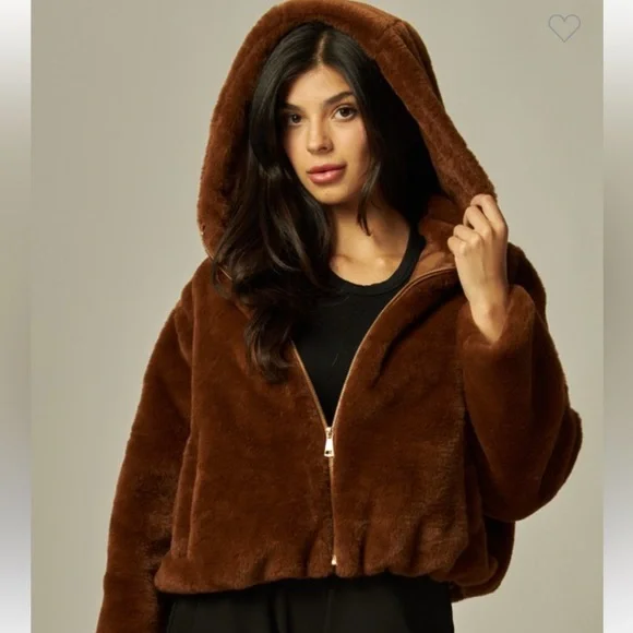 FOXY PLUSH FAUX FUR HOODED JACKET - TEDDY BEAR - Picture 4 of 4
